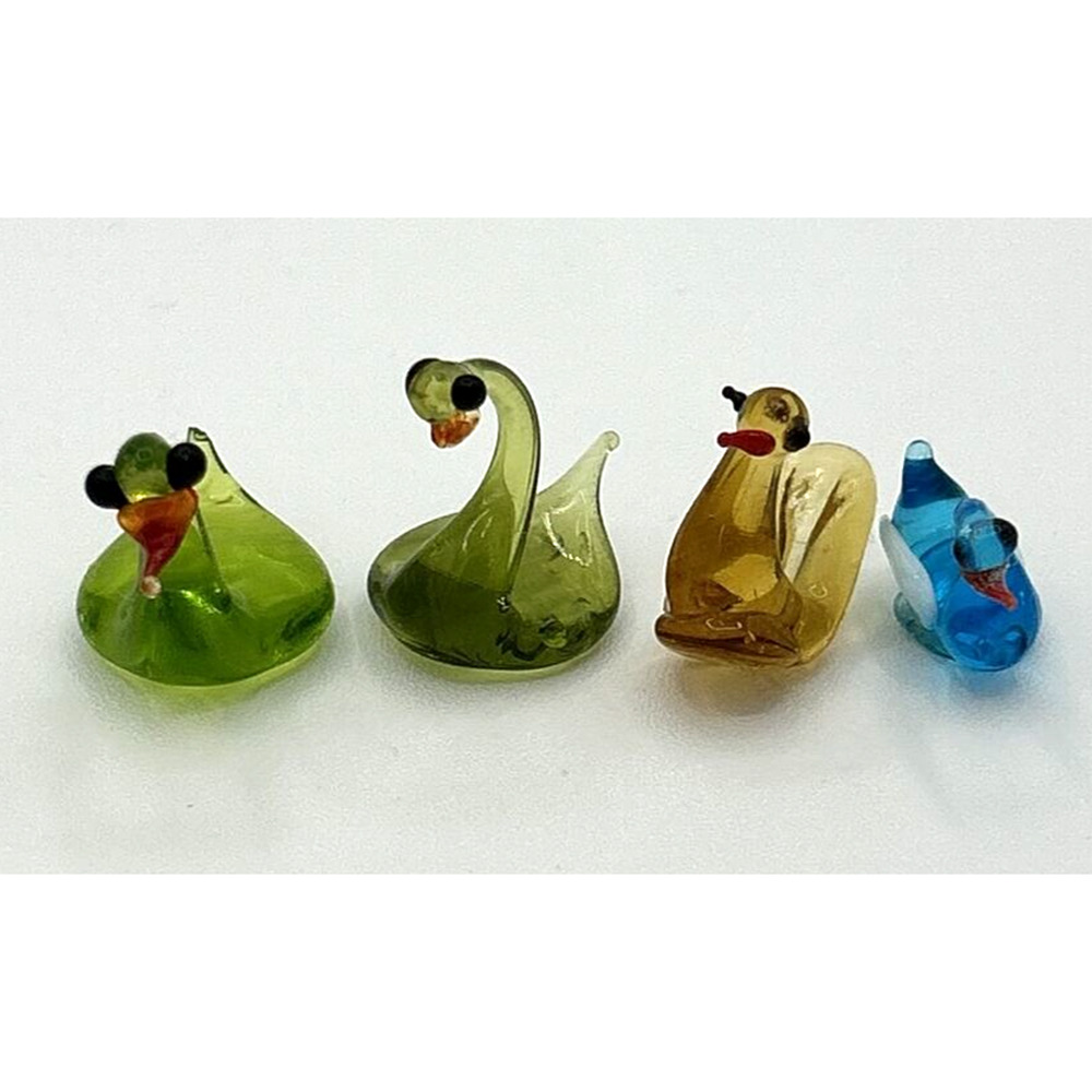 Vintage Blown Glass Miniature Swan Figurines Set of 4 SKU PB197‎